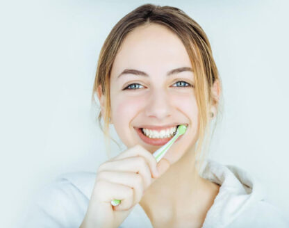The-Top-5-Benefits-of-Having-Whiter-Teeth 
