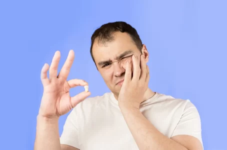 What Happens If Wisdom Teeth Are Not Taken Out? 